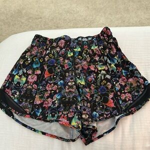 Lululemon high rise hotty hot shorts 4 flowers 4” inseam